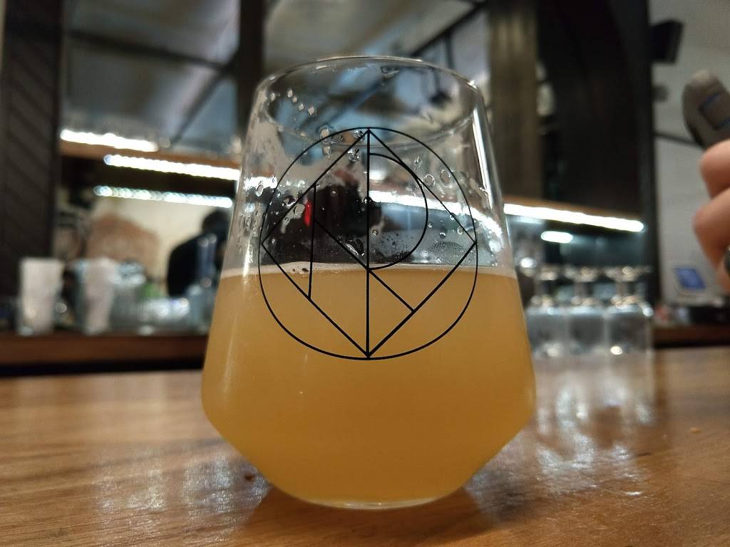 Human Robot | restaurant | 1710 N 5th St, Philadelphia, PA 19122, USA | 2159784000 OR +1 215-978-4000