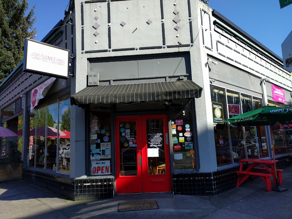Sunees Thai & Lao Kitchen | meal delivery | 1400 SE Stark St, Portland, OR 97214, USA | 5032323957 OR +1 503-232-3957