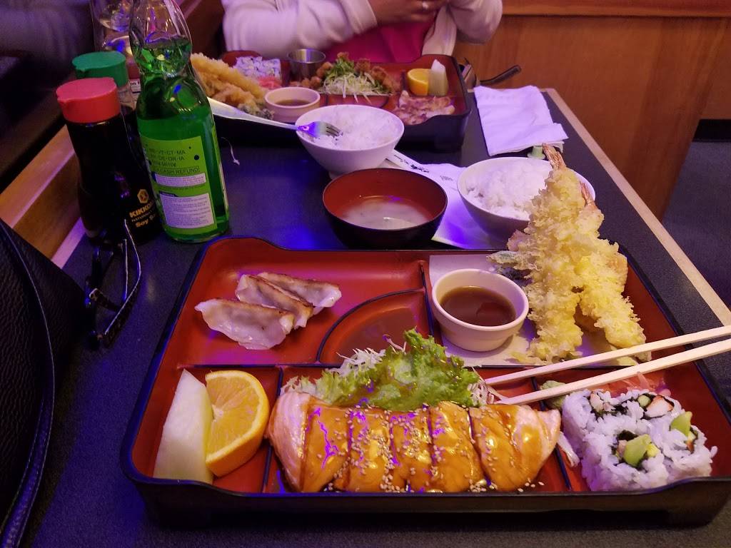 Sushi Mania | restaurant | 1711 Branham Ln, San Jose, CA 95118, USA | 4082653929 OR +1 408-265-3929