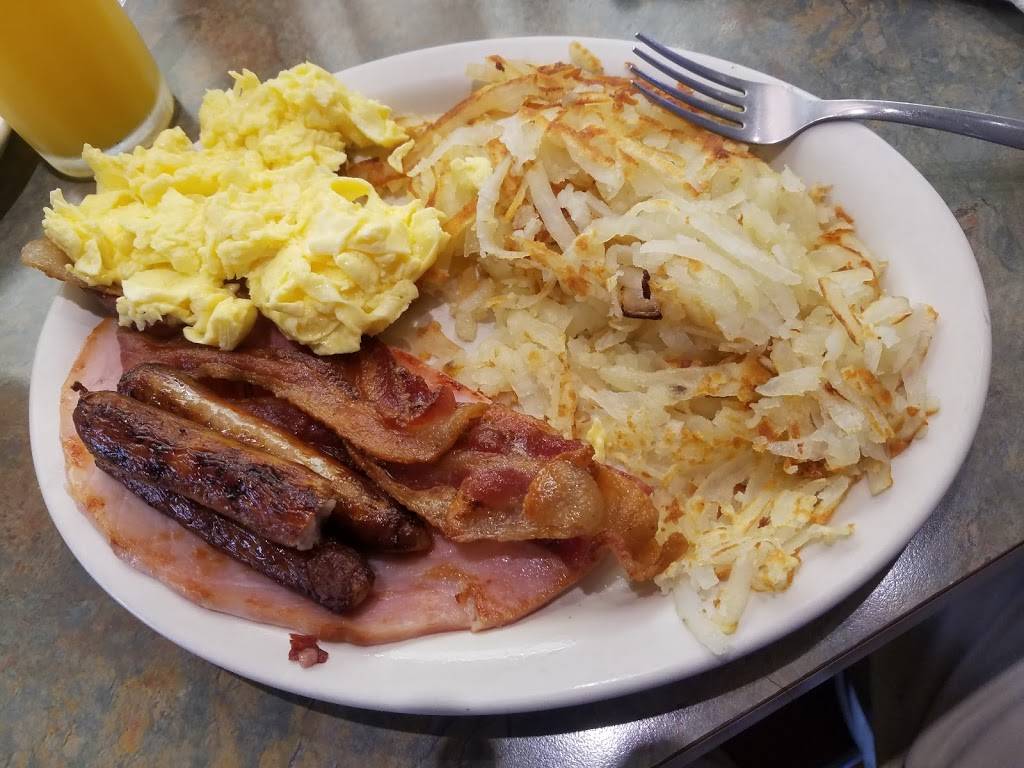 Broadway Coney Island | restaurant | 2469 Washtenaw Rd, Ypsilanti, MI 48197, USA | 7344348333 OR +1 734-434-8333