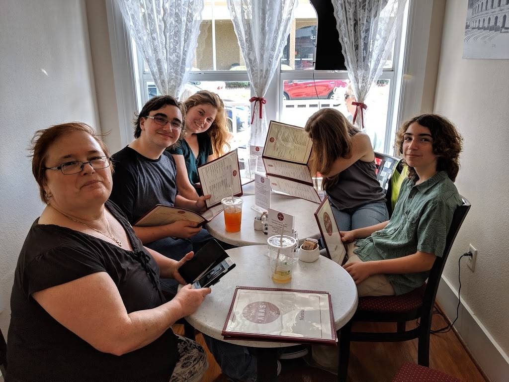 Anas European Cafe | restaurant | 315 Taylor St, Punta Gorda, FL 33950, USA | 9413478937 OR +1 941-347-8937