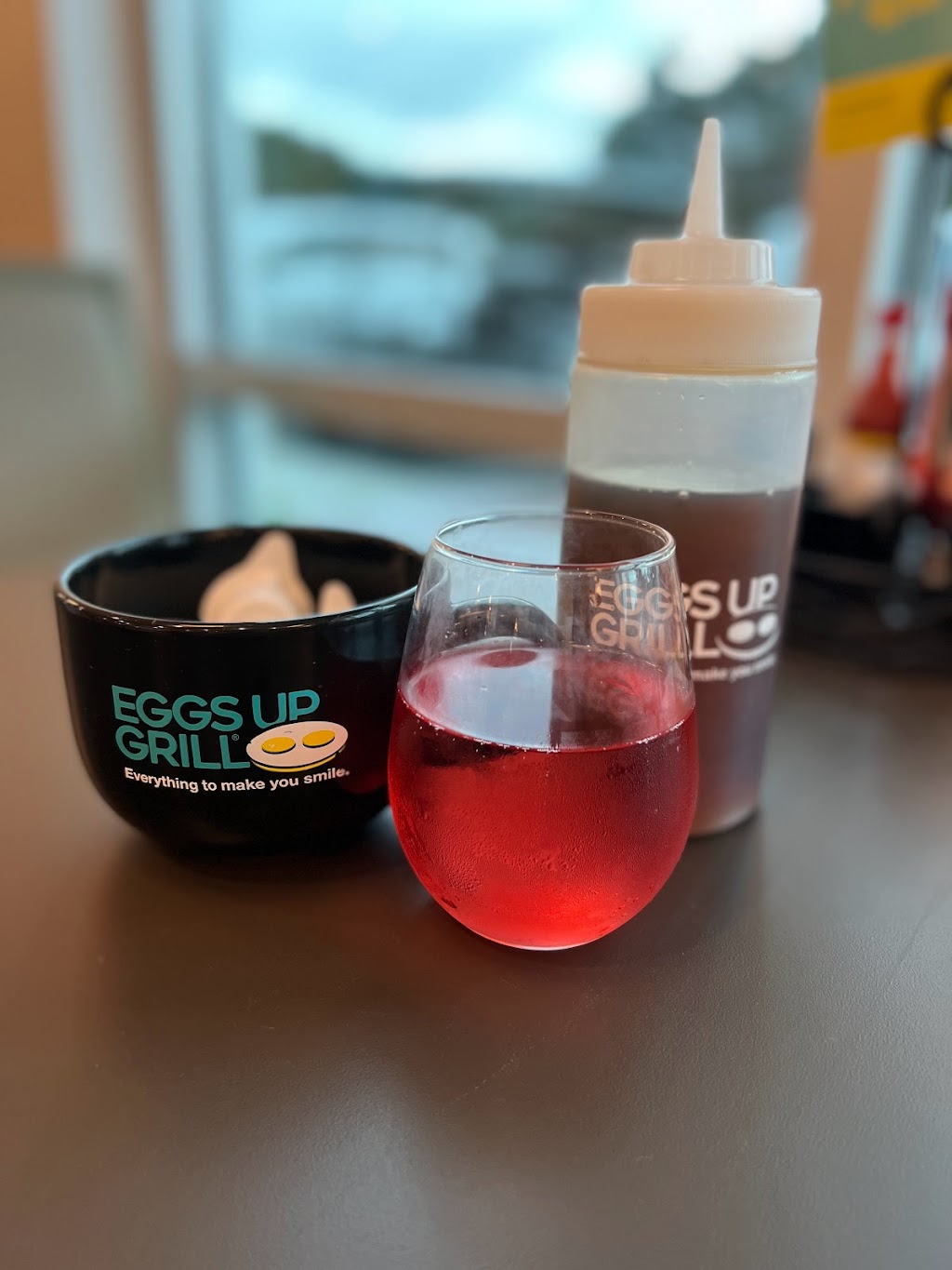 Eggs Up Grill | restaurant | 4206 River Oaks Dr, Myrtle Beach, SC 29579, USA | 8437969012 OR +1 843-796-9012