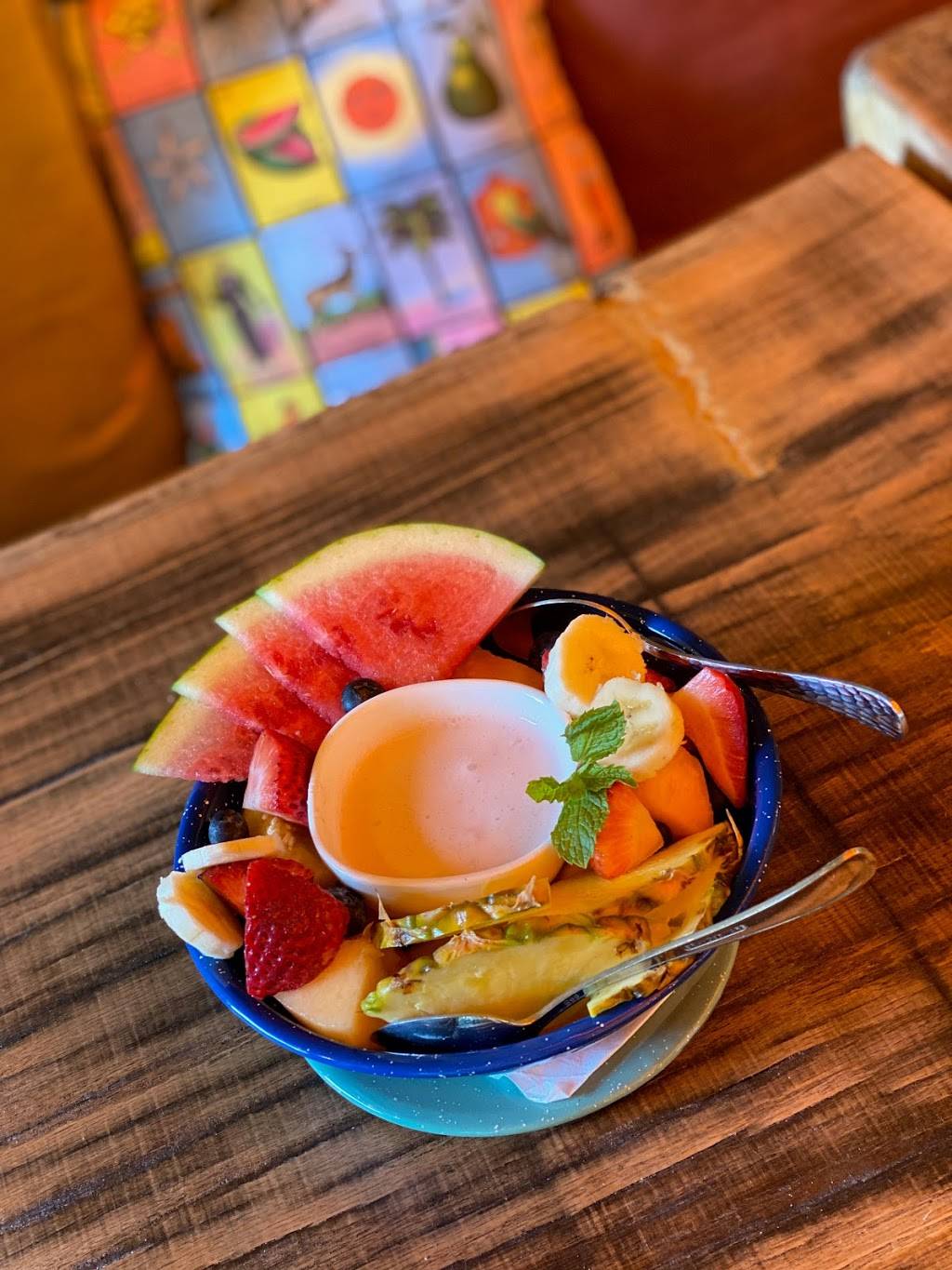 Baja Cantina and Fiesta | restaurant | 24 Waterway Ave Suite 160, The Woodlands, TX 77380, USA | 8324322252 OR +1 832-432-2252