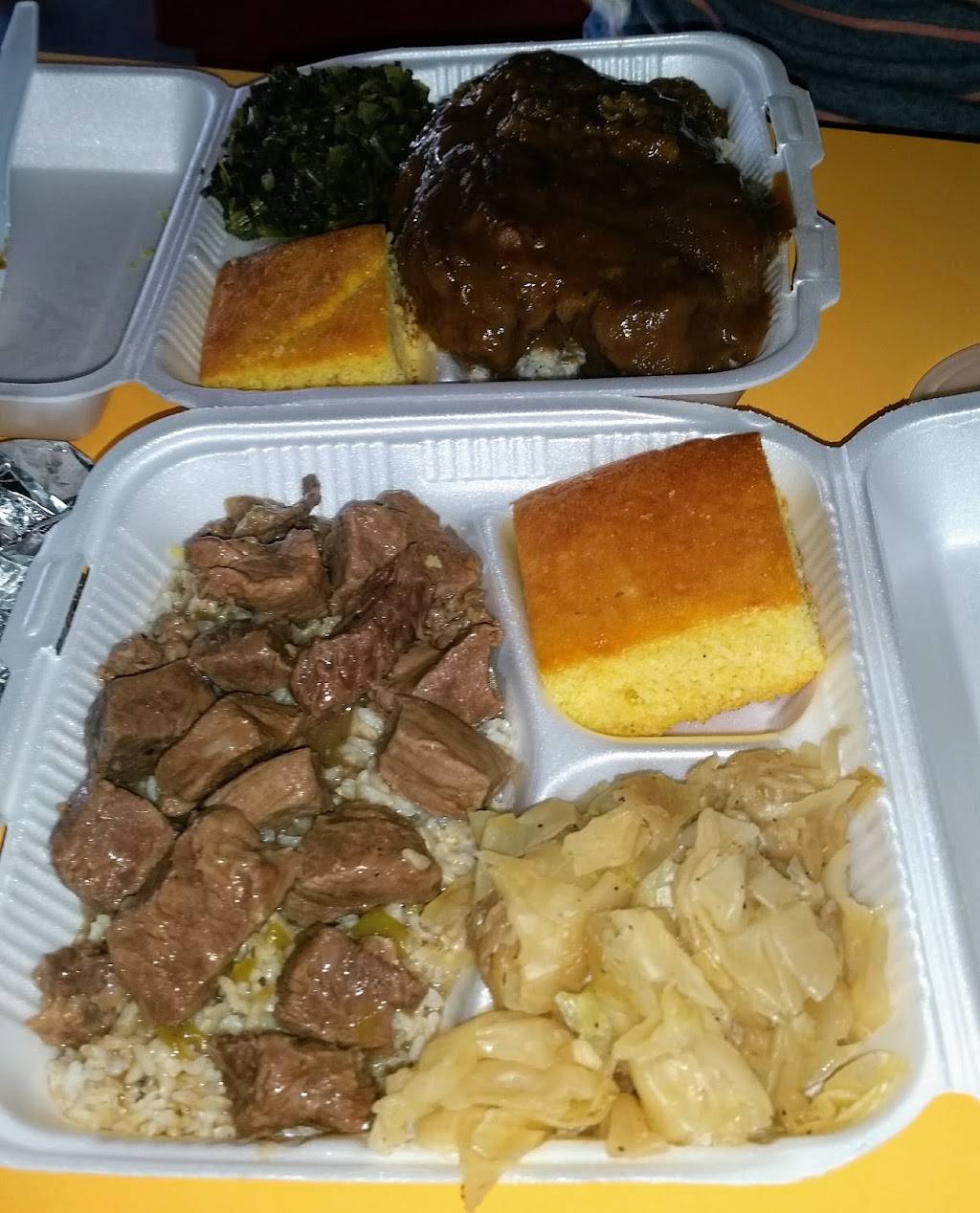 Rolands | restaurant | 1311 Chestnut Ave, Austin, TX 78702, USA | 5122221777 OR +1 512-222-1777