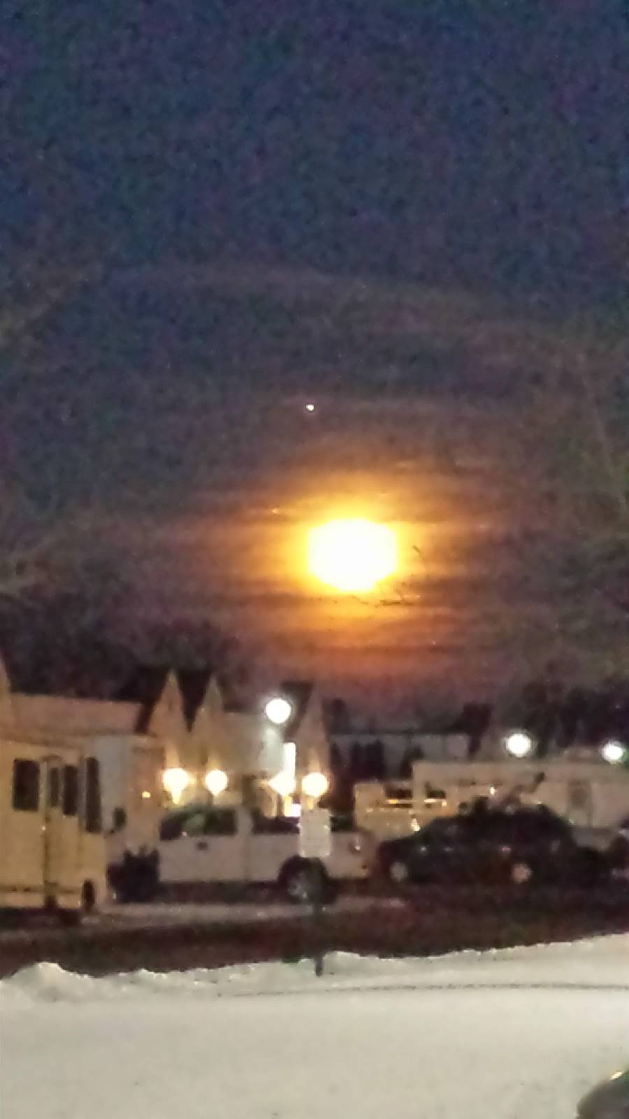 Great Lakes Family Dining | restaurant | 36830 Harper Ave, Clinton Twp, MI 48035, USA | 5867929950 OR +1 586-792-9950