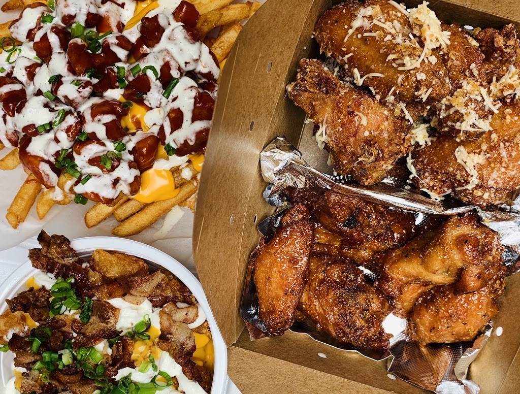 SoCal Wings Fullerton | restaurant | 349 N State College Blvd, Fullerton, CA 92831, USA | 7144512700 OR +1 714-451-2700