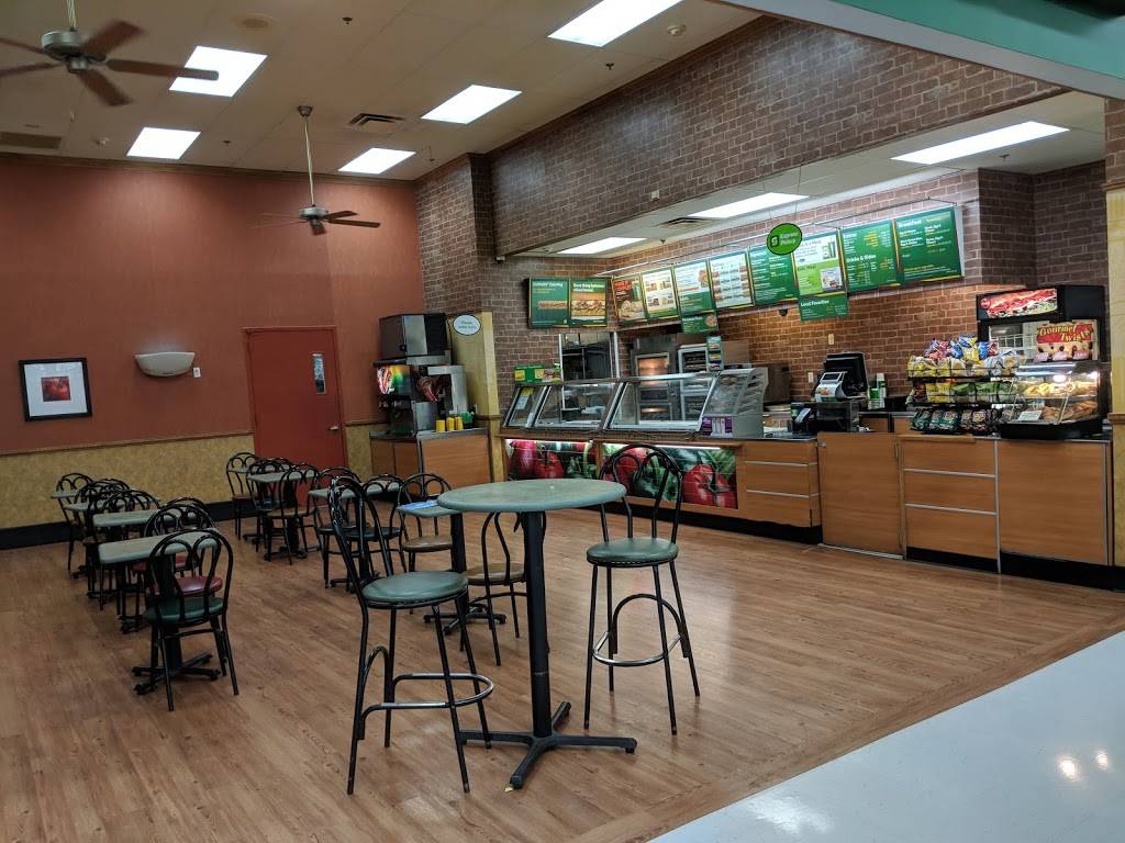 Subway Restaurants | restaurant | 1220 Old Country Rd, Westbury, NY 11590, USA | 5162222661 OR +1 516-222-2661