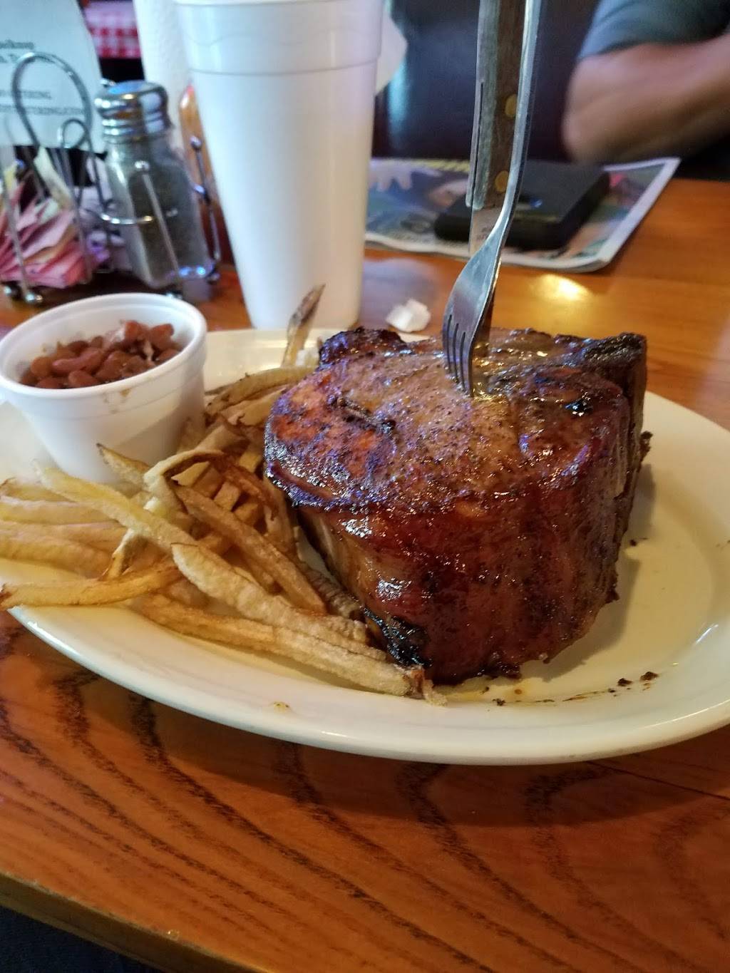 Smoke Pit | restaurant | 3801 E Belknap St, Fort Worth, TX 76111, USA | 8172220455 OR +1 817-222-0455