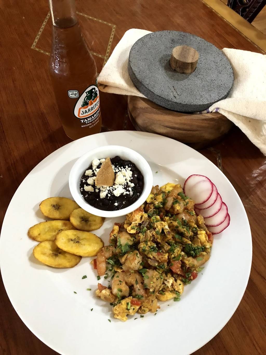 Tolotzin Mexican Cuisine | restaurant | 4431 N Broadway, Chicago, IL 60640, USA | 7733344300 OR +1 773-334-4300