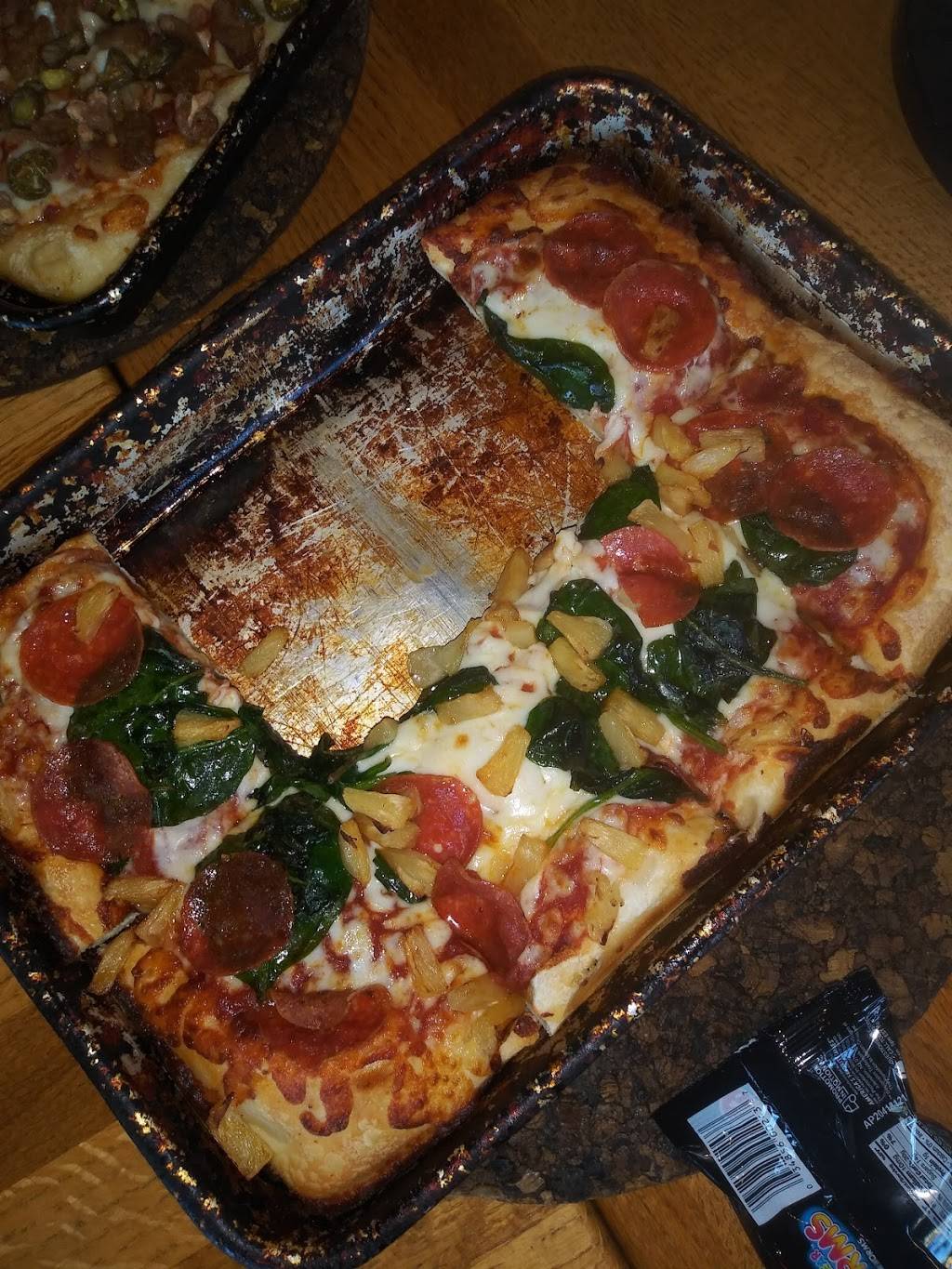 Pizza Hut | restaurant | 6140 Merrill Rd, Jacksonville, FL 32277, USA | 9047437400 OR +1 904-743-7400