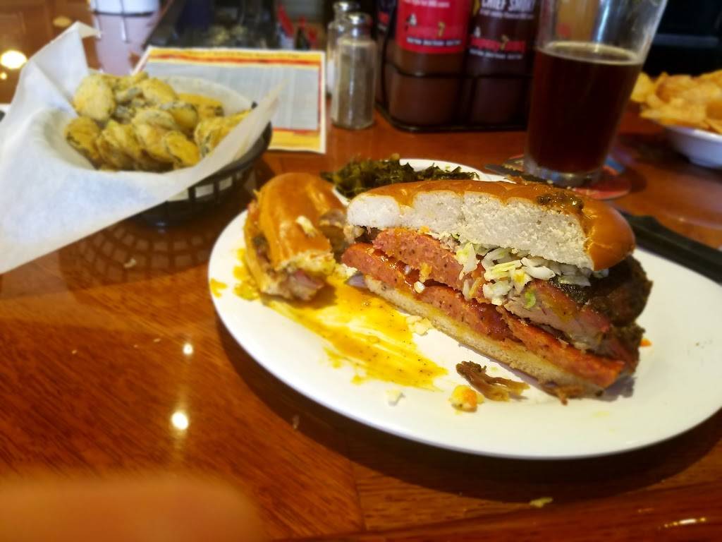 Company 7 BBQ | restaurant | 1001 S Main St, Englewood, OH 45322, USA | 9378362777 OR +1 937-836-2777