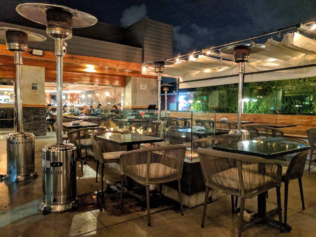 Bangkok Avenue | restaurant | 17221 Beach Blvd, Huntington Beach, CA 92647, USA | 7148419567 OR +1 714-841-9567