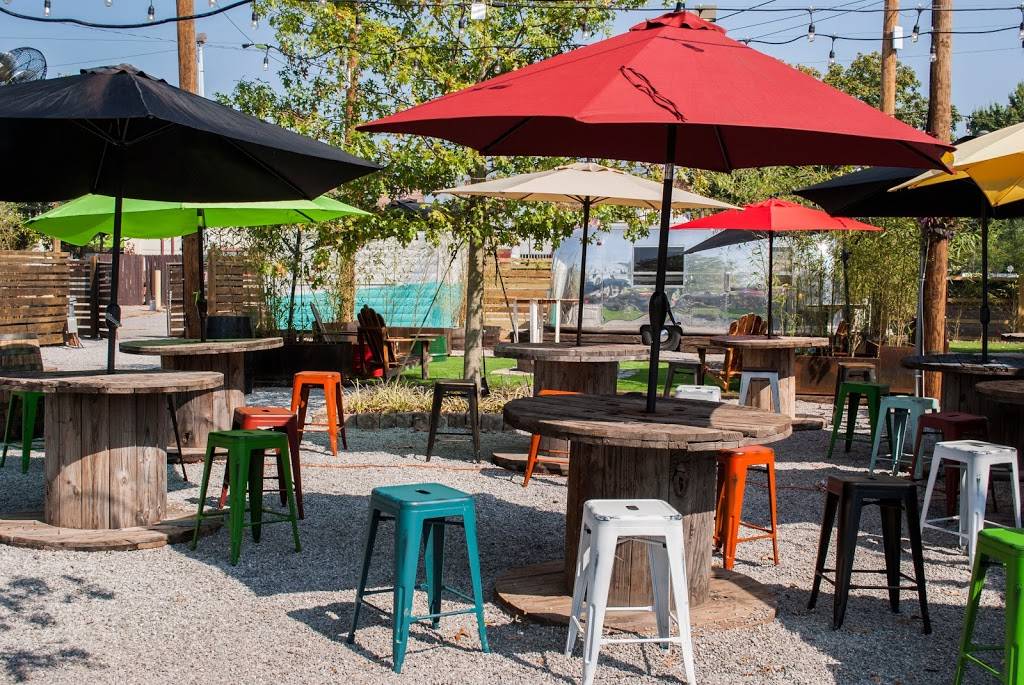 The Camp | restaurant | 5909 University Dr NW, Huntsville, AL 35805, USA | 2567637877 OR +1 256-763-7877