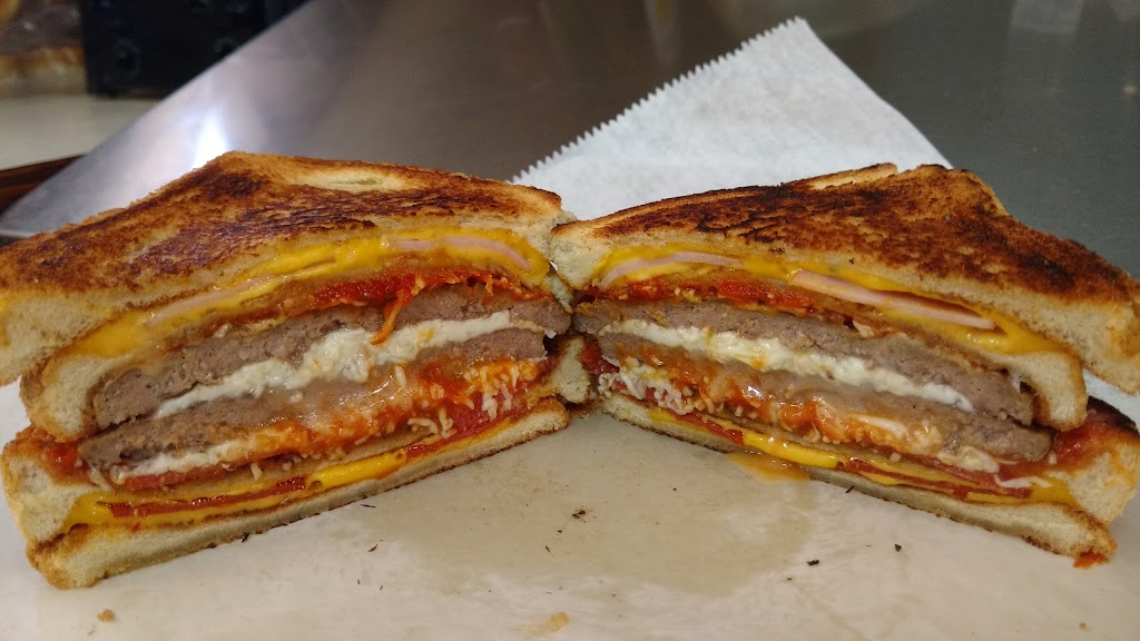 Frenchies Wagon | restaurant | 113 Smith St, West Monroe, LA 71292, USA | 3183882097 OR +1 318-388-2097