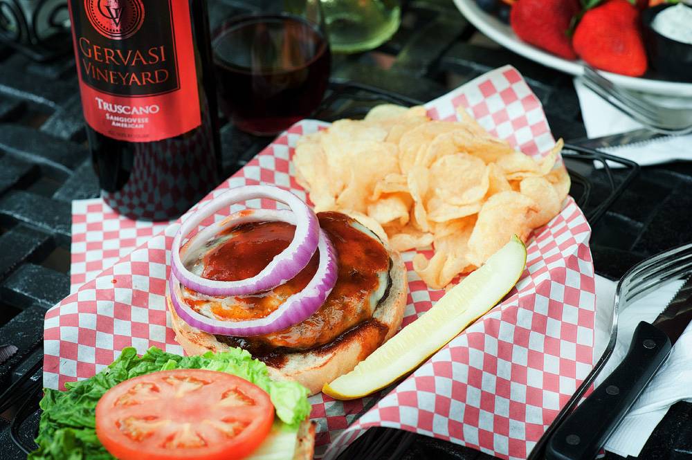 The Piazza at Gervasi Vineyard | restaurant | 1700 55th St NE, Canton, OH 44721, USA | 3304971000 OR +1 330-497-1000