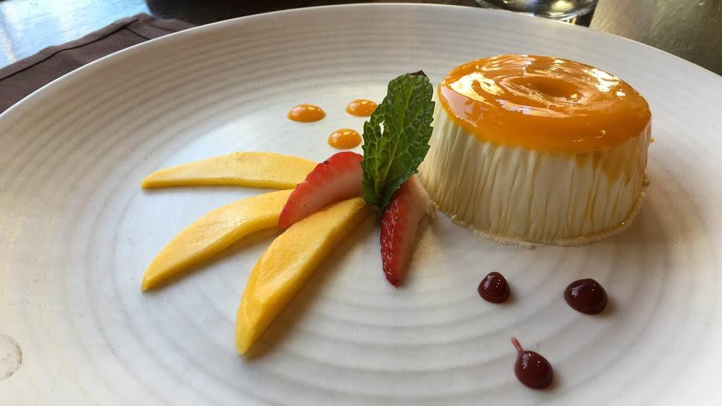 Limon Rotisserie | restaurant | 1001 S Van Ness Ave, San Francisco, CA 94110, USA | 4158212134 OR +1 415-821-2134