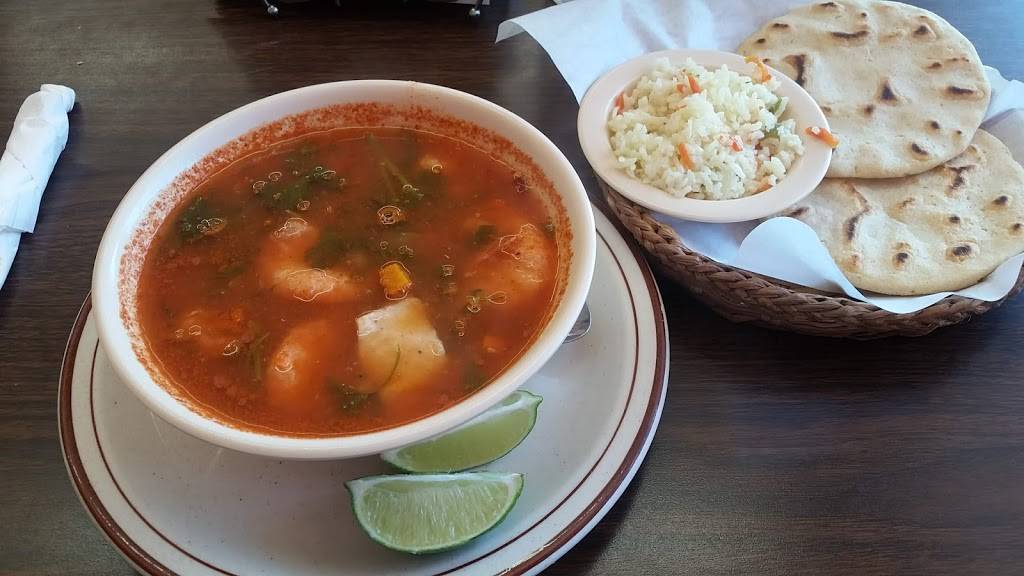 Las Comadres | restaurant | 202 W Main St, Santa Maria, CA 93458, USA | 8059288566 OR +1 805-928-8566