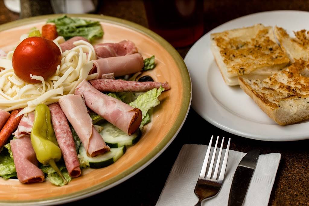 Papa Ts | restaurant | 64 Merrow Rd, Tolland, CT 06084, USA | 8608752048 OR +1 860-875-2048