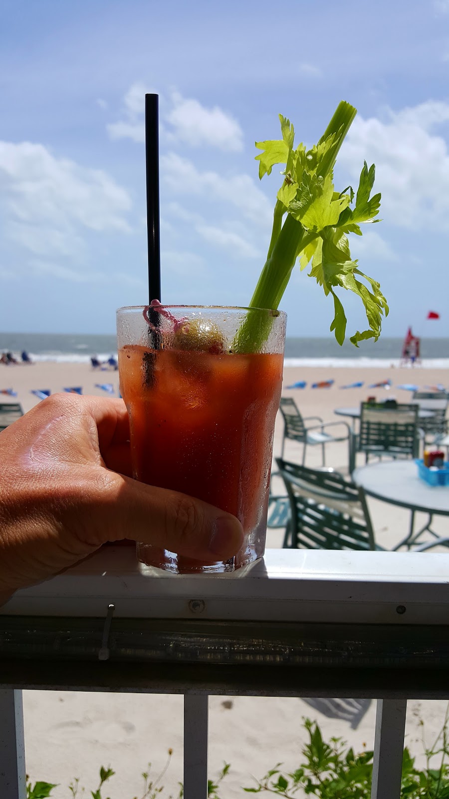 Sandy Bottoms | restaurant | 2910 Atlantic Ave, Fernandina Beach, FL 32034, USA | 9043106904 OR +1 904-310-6904