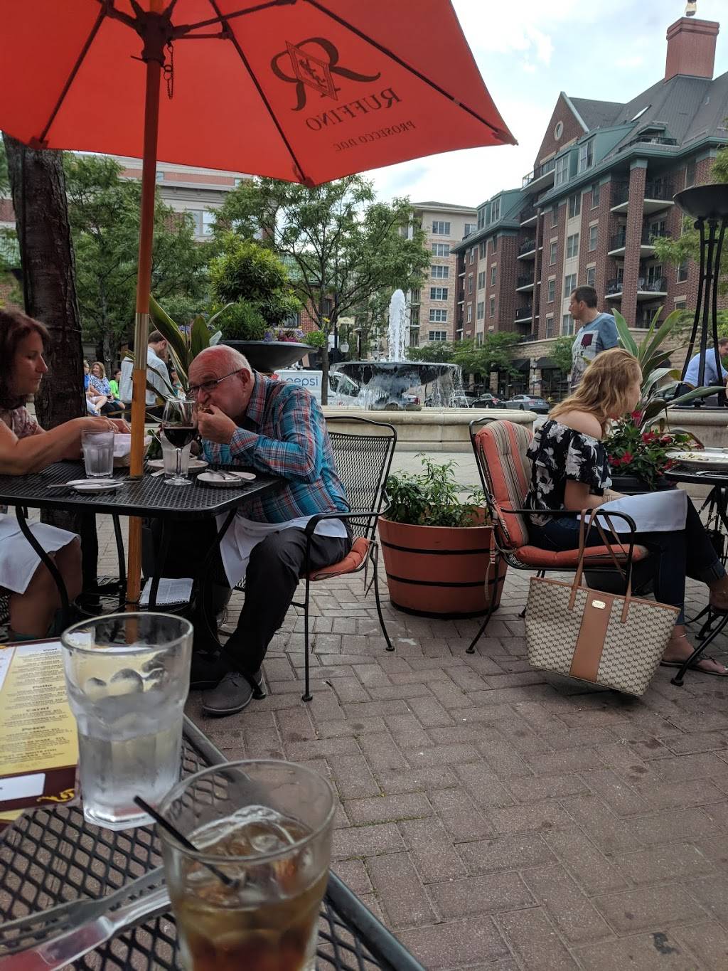 Carlos & Carlos Restaurant | restaurant | 27 W Campbell St, Arlington Heights, IL 60005, USA | 8472592600 OR +1 847-259-2600