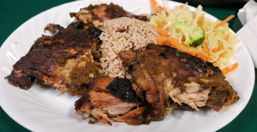 Davids Jamaican Cuisine | restaurant | 5696 Monona Dr, Monona, WI 53716, USA | 6082228109 OR +1 608-222-8109