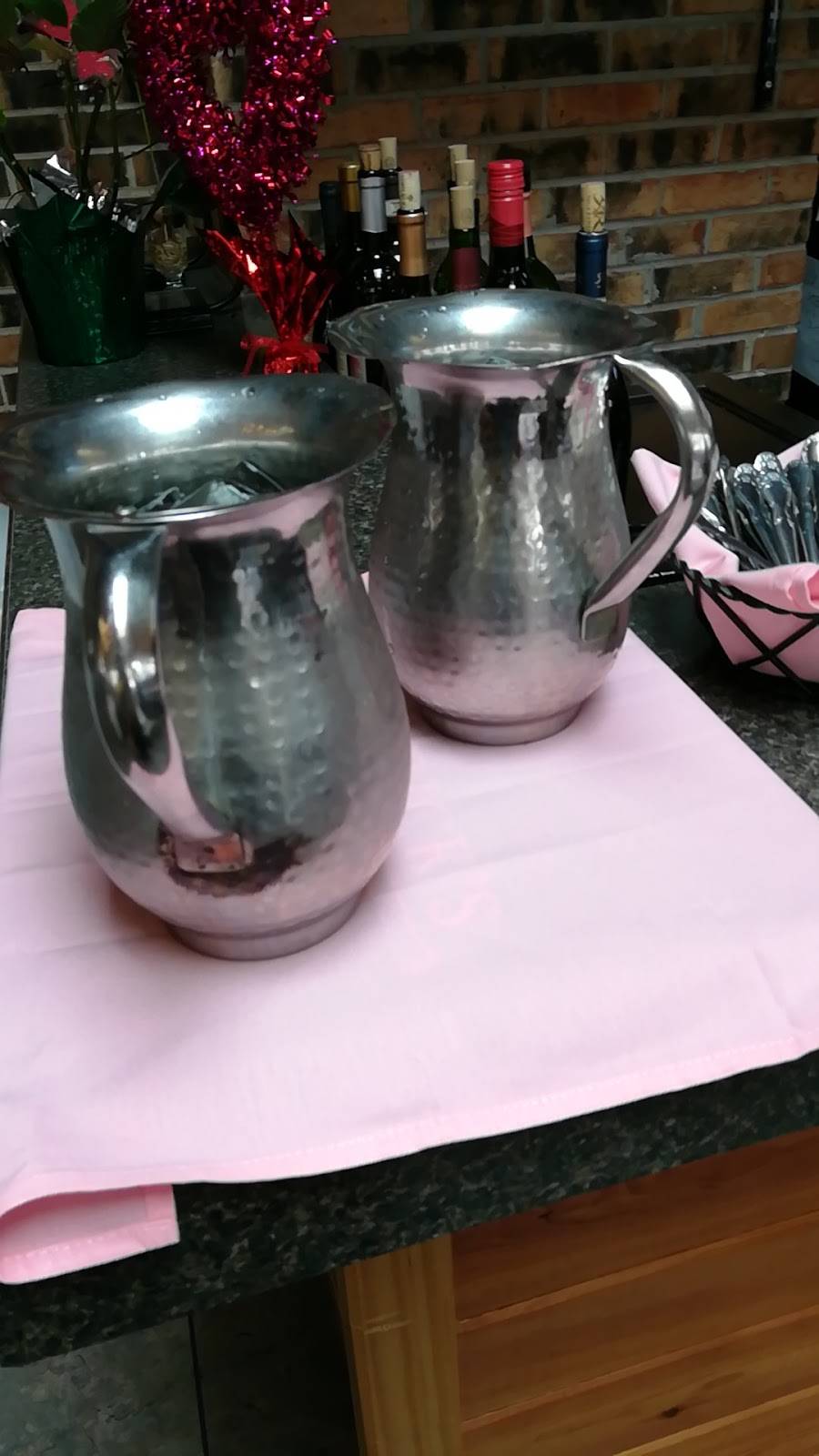 La Villa Restaurant | restaurant | 3638 N Pulaski Rd, Chicago, IL 60641, USA | 7732837980 OR +1 773-283-7980