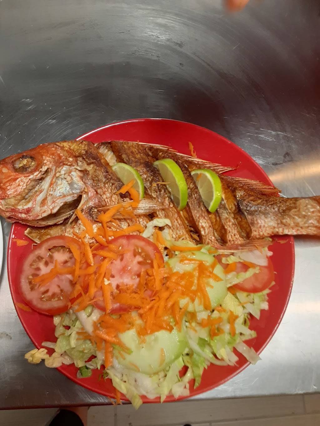 The Red Lounge | restaurant | 239 Central Ave, Long Prairie, MN 56347, USA | 3205333127 OR +1 320-533-3127