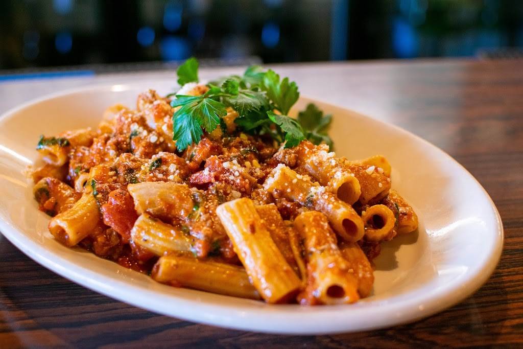 The Venetian Weymouth | restaurant | 909 Broad St, Weymouth, MA 02189, USA | 7813374363 OR +1 781-337-4363