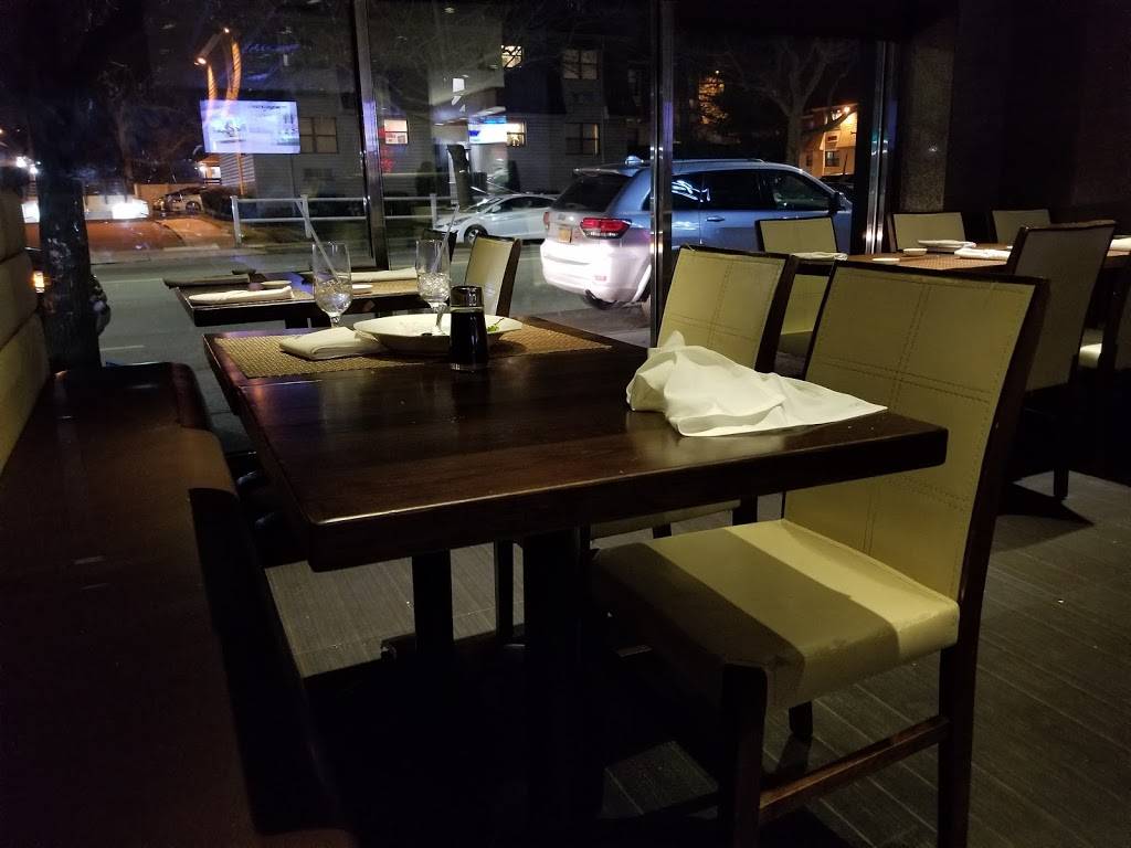 Xaga Sushi & Asian Fusion | meal delivery | 1330 Broadway, Hewlett, NY 11557, USA | 5162954137 OR +1 516-295-4137