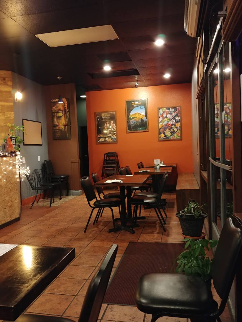 R Thai Cuisine | restaurant | 25685 Redlands Blvd ste b, Loma Linda, CA 92354, USA | 9097961515 OR +1 909-796-1515