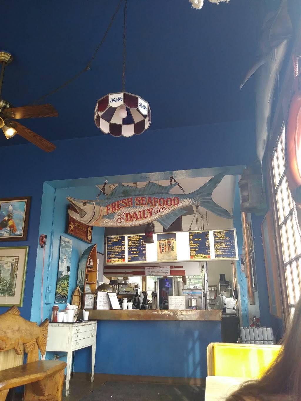 Capn Yobys Drive-In | restaurant | 315 Allen St, Kelso, WA 98626, USA | 3604140141 OR +1 360-414-0141