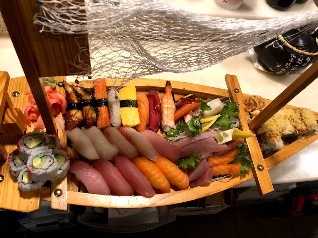 Sushi King | restaurant | 2750 Race Track Rd #106, Fruit Cove, FL 32259, USA | 9042303222 OR +1 904-230-3222