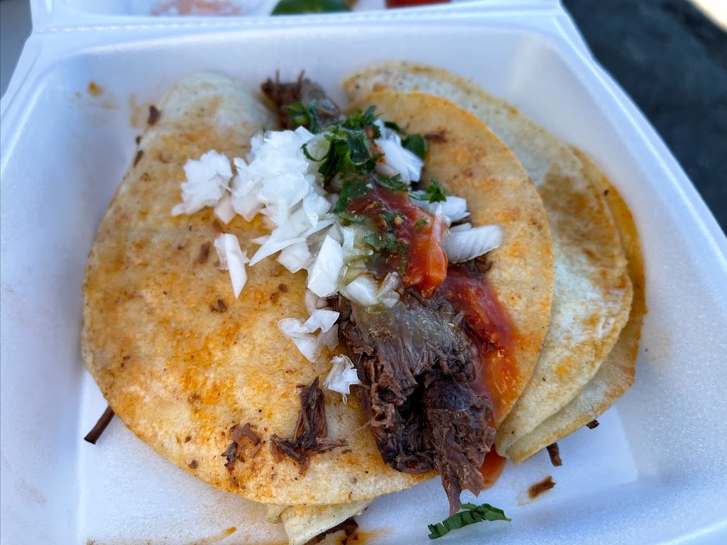 Los Carnales Taqueria | restaurant | 1101 N 10th St, San Jose, CA 95112, USA | 4086779109 OR +1 408-677-9109