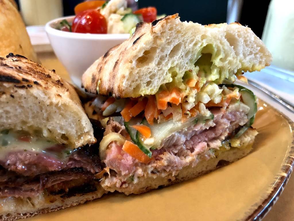 Urban Plates | restaurant | 7101 Democracy Blvd #2350, Bethesda, MD 20817, USA | 3016909540 OR +1 301-690-9540