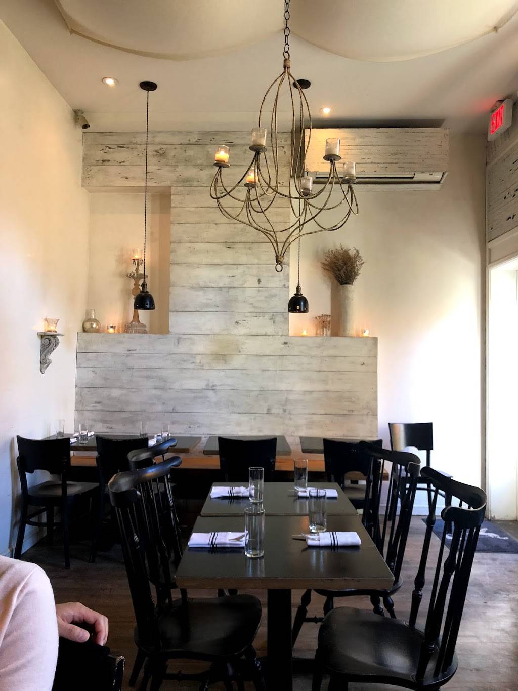 Faun | restaurant | 606 Vanderbilt Ave, Brooklyn, NY 11238, USA | 7185766120 OR +1 718-576-6120