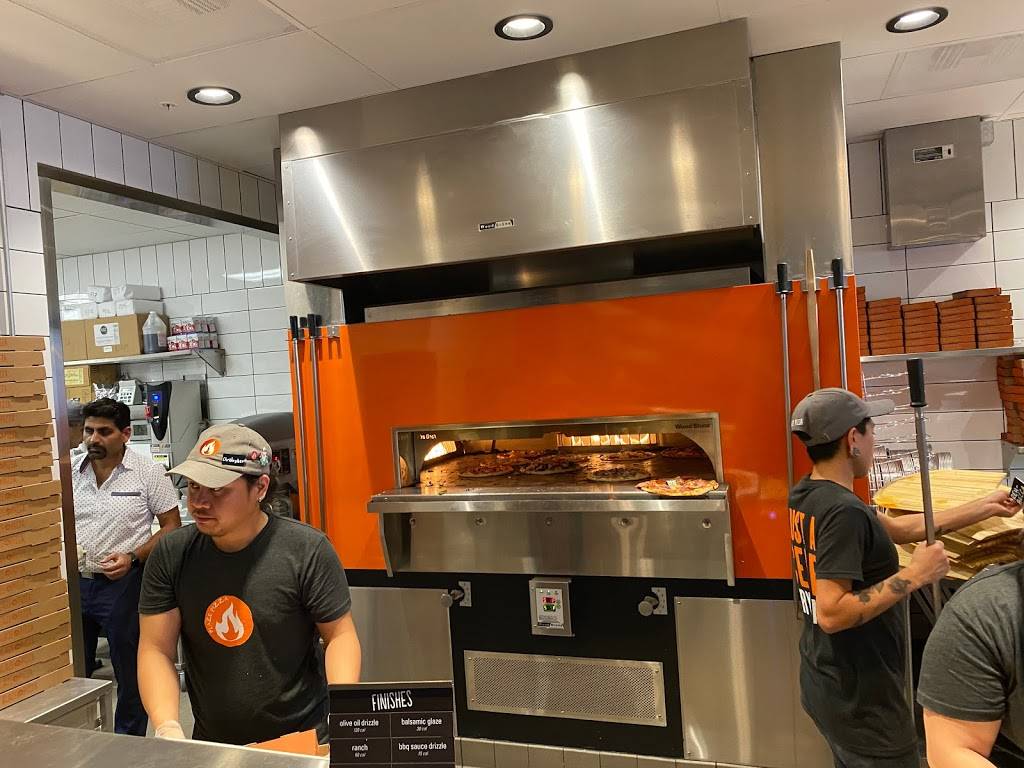 Blaze Pizza | meal takeaway | 4247-14 Rosewood Dr, Pleasanton, CA 94588, USA | 9252333323 OR +1 925-233-3323