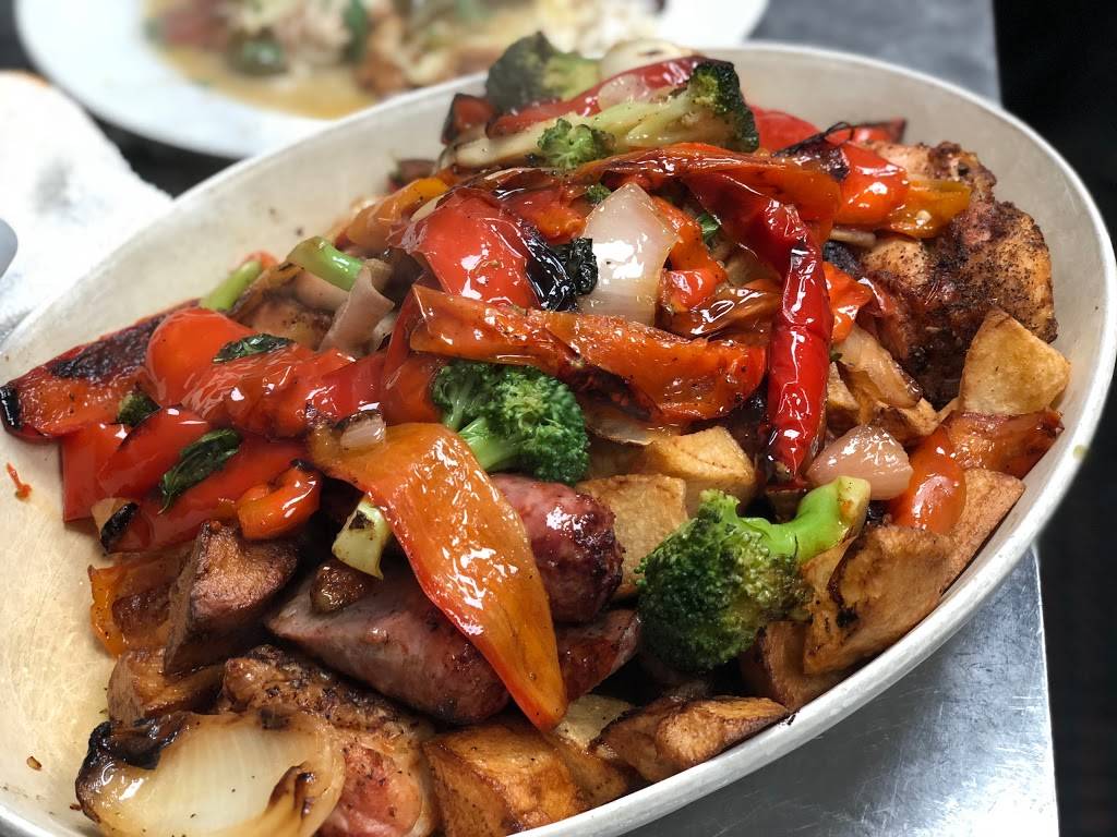 Matteos | restaurant | 416 Bedford Ave, Bellmore, NY 11710, USA | 5164091779 OR +1 516-409-1779