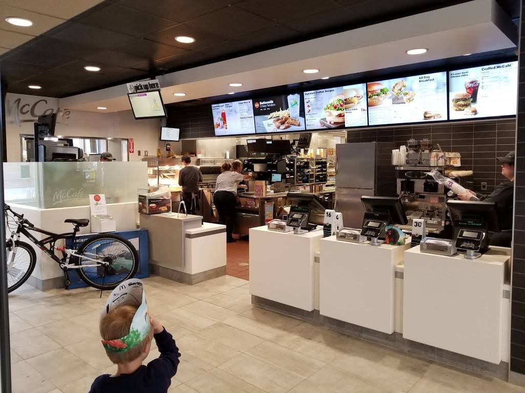 McDonalds | cafe | 715 Oakvale Rd, Princeton, WV 24740, USA | 3044256096 OR +1 304-425-6096