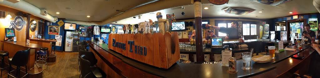 Rounding Third | restaurant | 6317 W Bluemound Rd, Milwaukee, WI 53213, USA | 4144751982 OR +1 414-475-1982