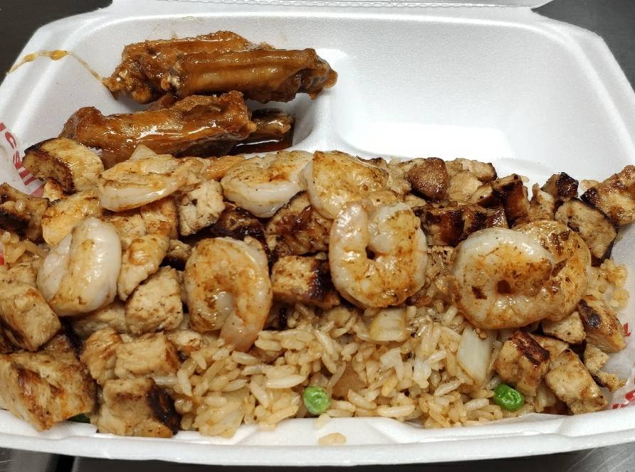 American Deli | restaurant | 3300 N Patterson Ave, Winston-Salem, NC 27105, USA | 3368425712 OR +1 336-842-5712