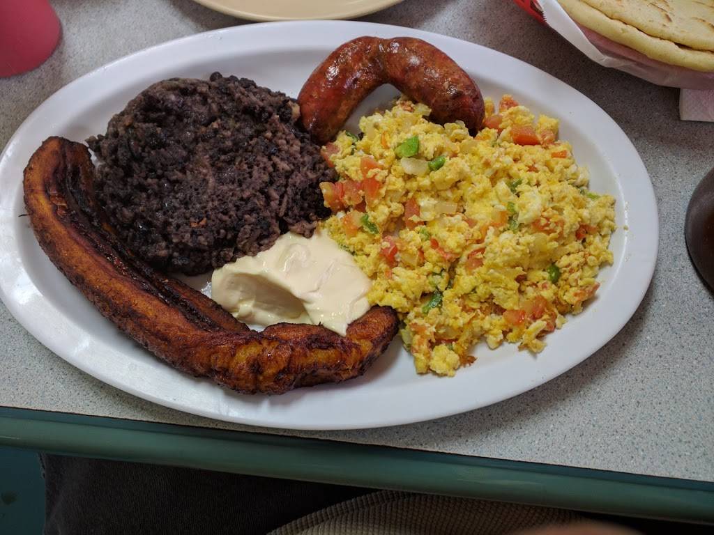 Adentro Cojutepeque | restaurant | 10136 Long Beach Blvd, Lynwood, CA 90262, USA | 3235694295 OR +1 323-569-4295