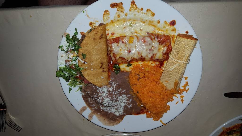 Pueblo Solis | restaurant | 5127 Hampton Ave, St. Louis, MO 63109, USA | 3143519000 OR +1 314-351-9000