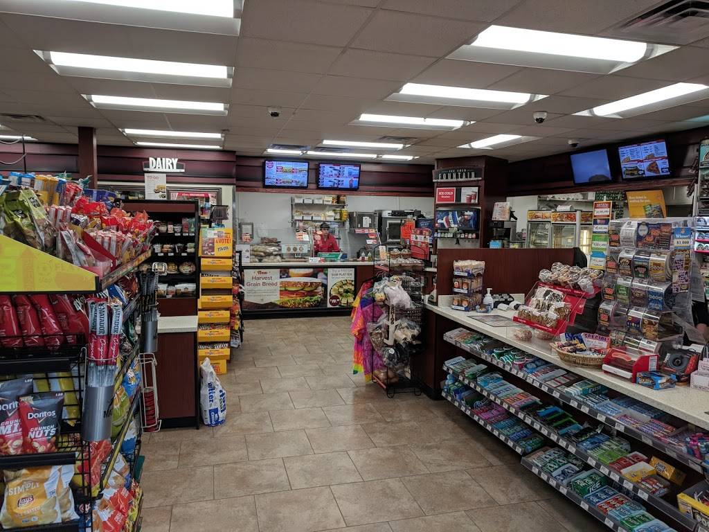 Caseys | restaurant | 900 E Market St, Somonauk, IL 60552, USA | 8154981938 OR +1 815-498-1938