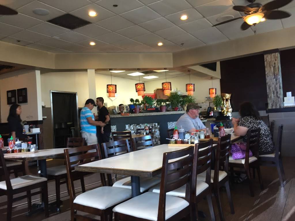 Pho Le | restaurant | 8785 Center Pkwy, Sacramento, CA 95823, USA | 9166887799 OR +1 916-688-7799