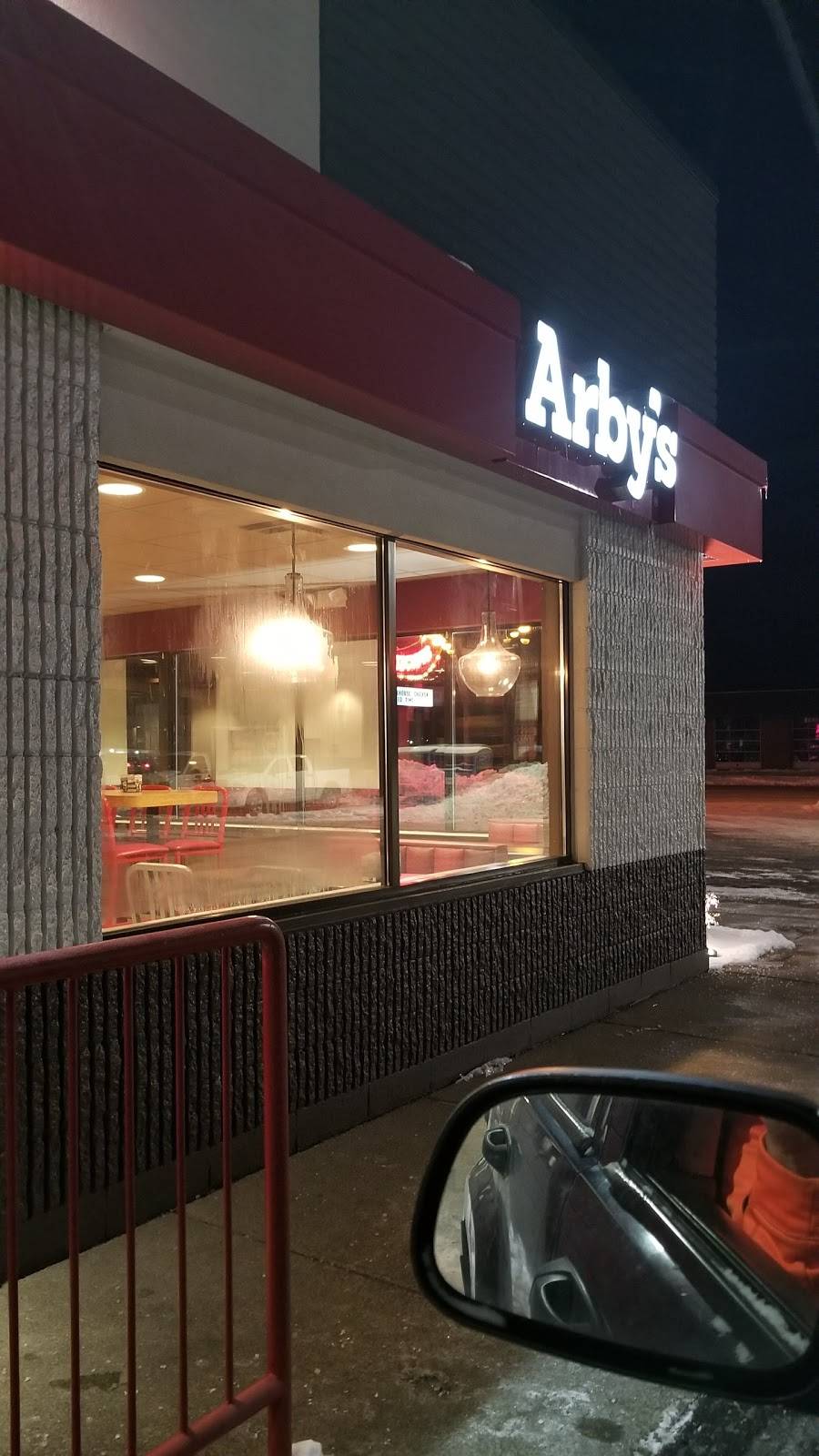 Arbys | restaurant | 1331 24th St, Port Huron, MI 48060, USA | 8109845820 OR +1 810-984-5820