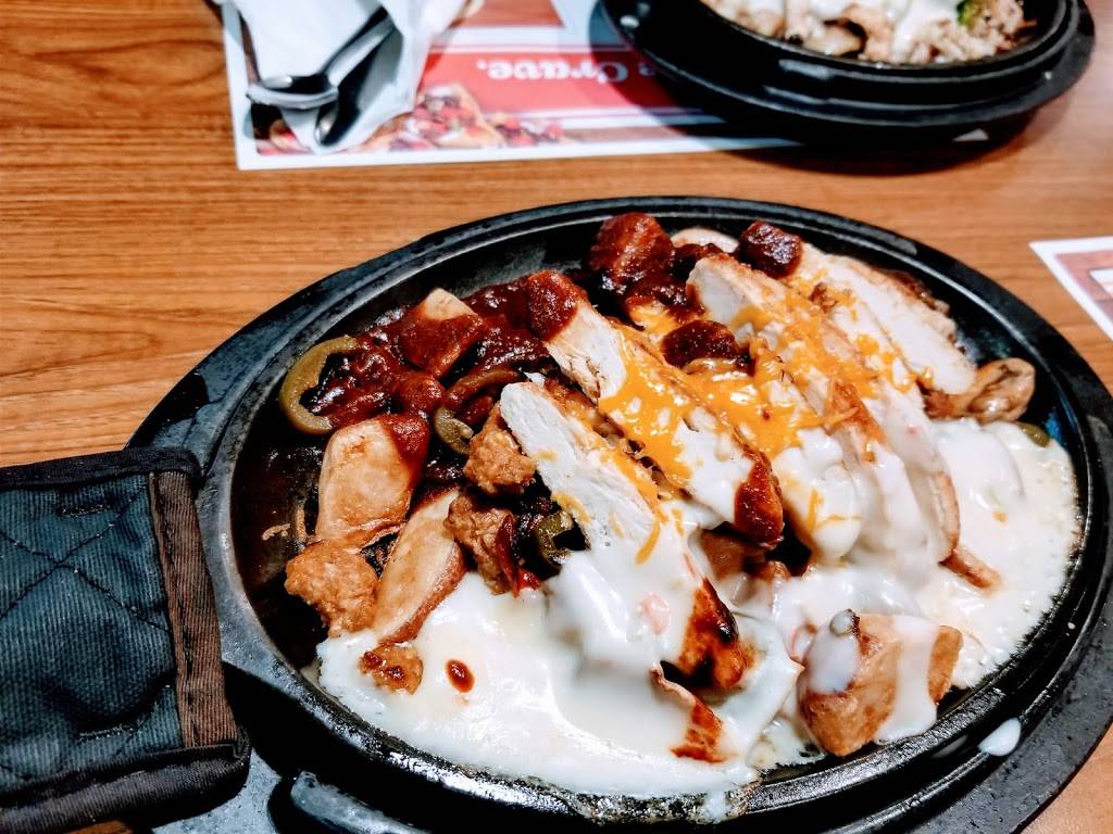 Dennys | restaurant | 2511 N Ventura Rd, Port Hueneme, CA 93041, USA | 8059851727 OR +1 805-985-1727