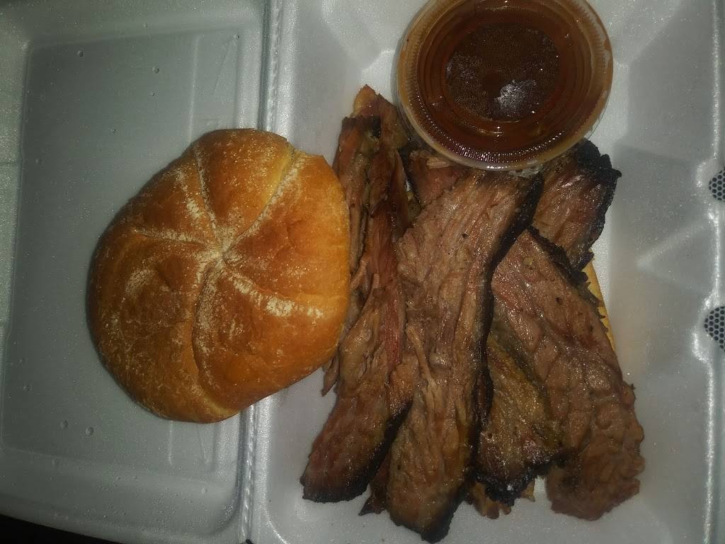 Westside Steak & BBQ | restaurant | 2 Richmond Ave, Worcester, MA 01602, USA | 5087566328 OR +1 508-756-6328