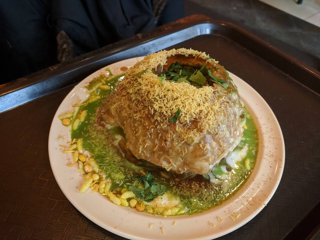 Annapurna Simply Vegetarian | restaurant | 2608 W Devon Ave, Chicago, IL 60659, USA | 7737641858 OR +1 773-764-1858