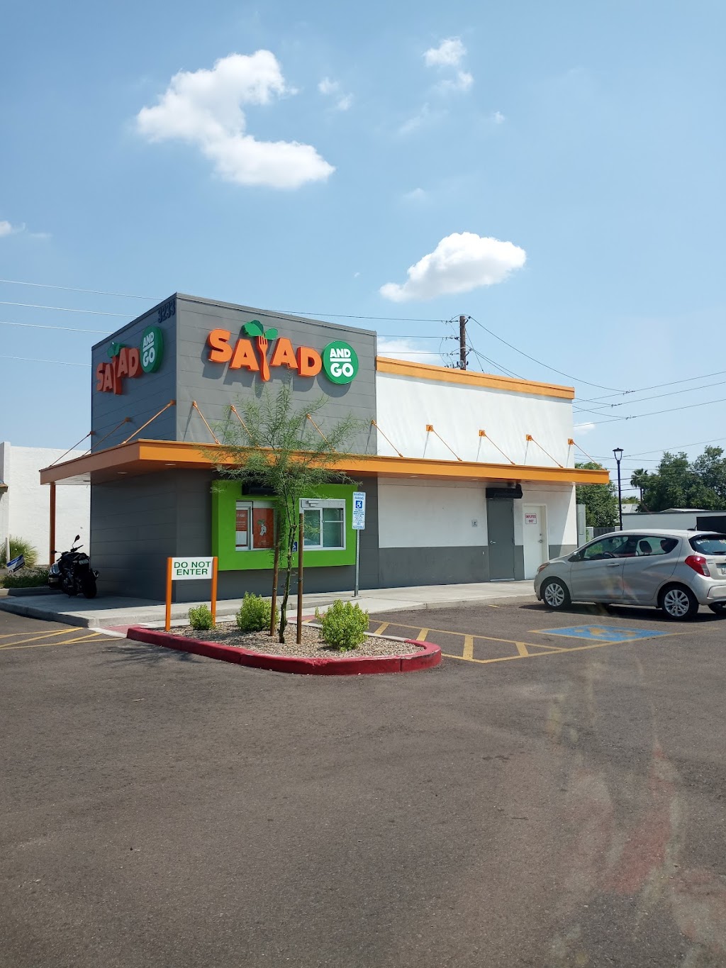 Salad and Go | restaurant | 3233 E Indian School Rd, Phoenix, AZ 85018, USA | 4805917898 OR +1 480-591-7898