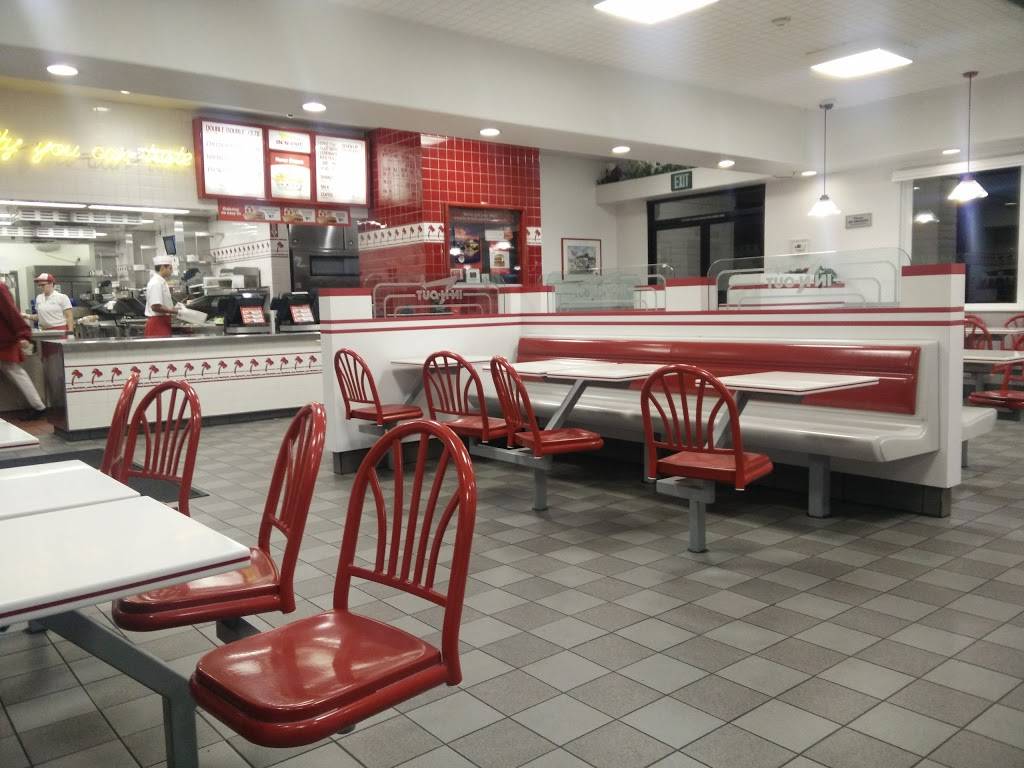 In-N-Out Burger | restaurant | 331 Railroad Canyon Rd, Lake Elsinore, CA 92532, USA | 8007861000 OR +1 800-786-1000